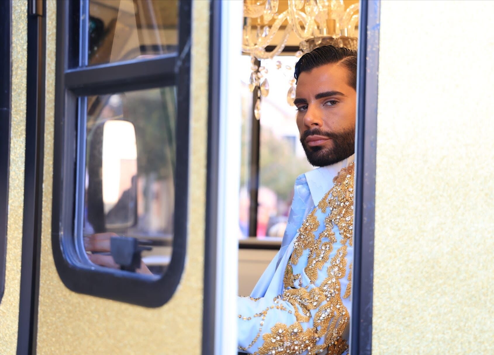 Federico Beauty Bus