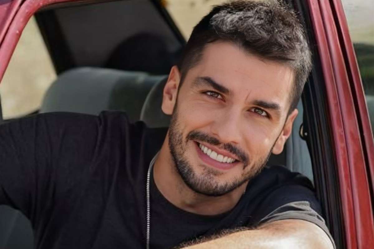 Chi è Aras Aydin, l’intraprendente Behram di “Tradimento” e “La notte nel Cuore”: età, moglie e figli, dove vive