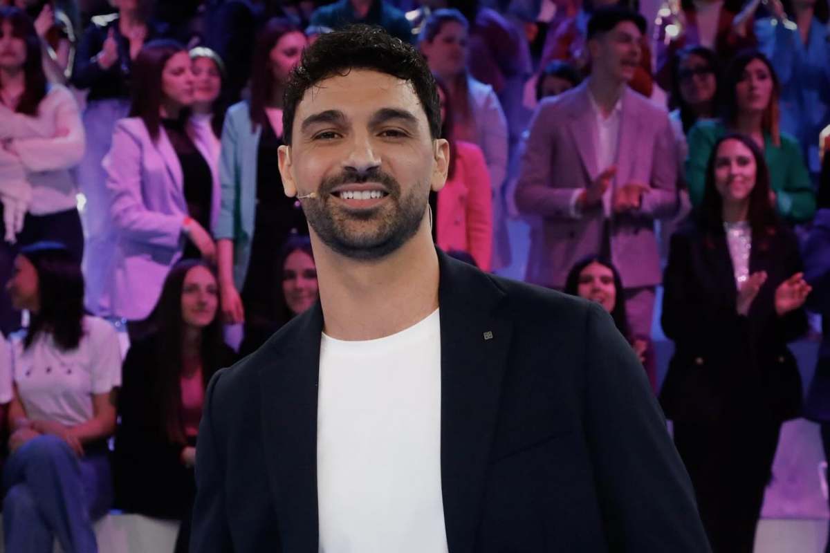 Raimondo Todaro torna a Ballando con le Stelle (per una sera). Perchè ha lasciato il talent di Milly Carlucci