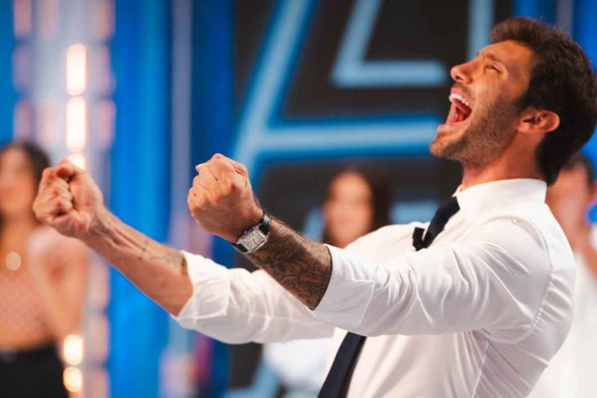 retroscena stefano de martino affari tuoi