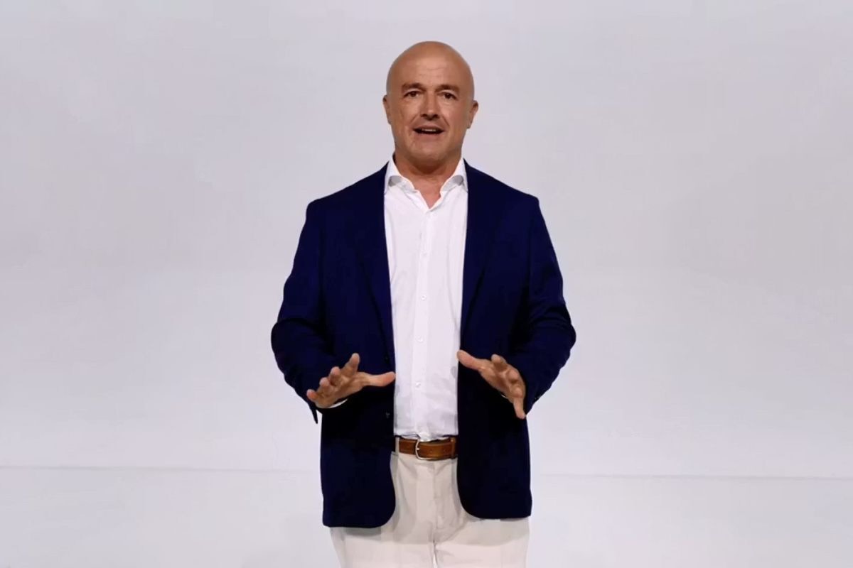 gianluigi nuzzi su canale 5