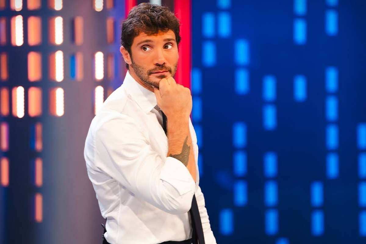stefano de martino via da mediaset