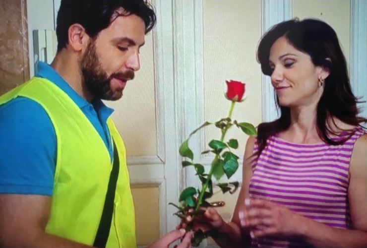 Reazione di Pino davanti a Rosa e Damiano