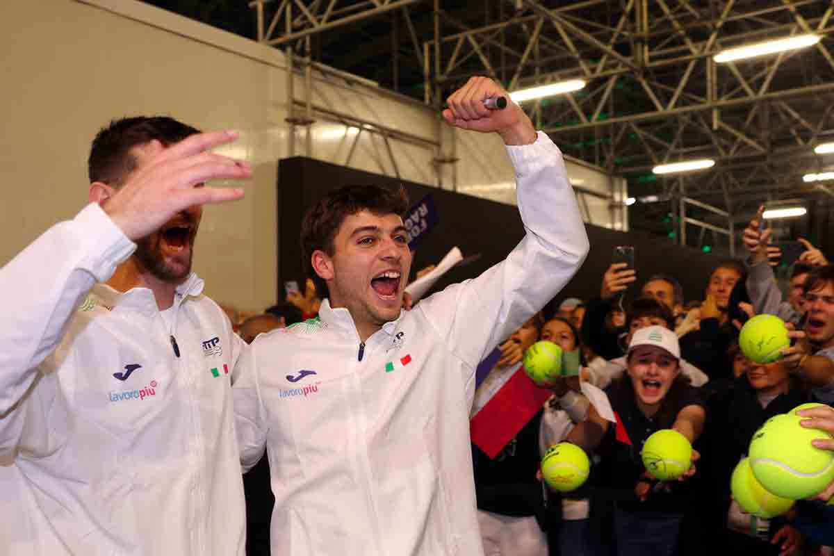 Finale Davis, Italia