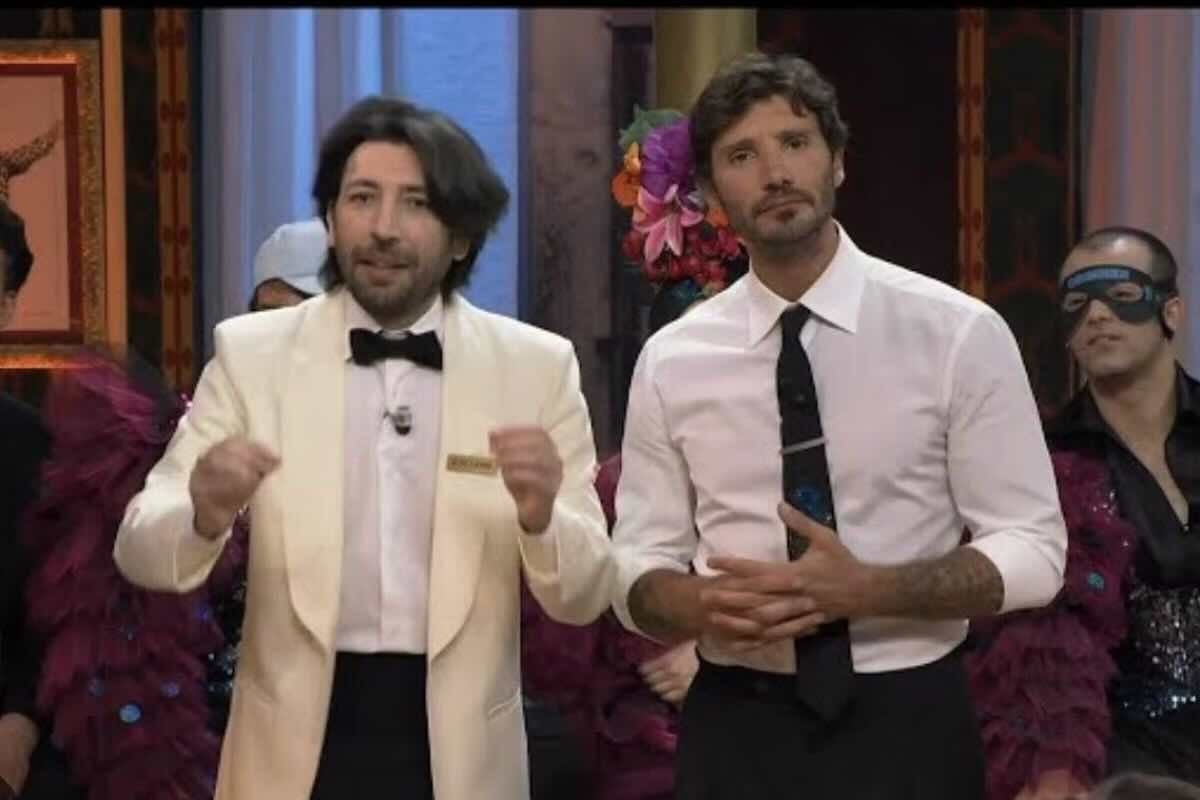 stefano de martino sostituito da lui