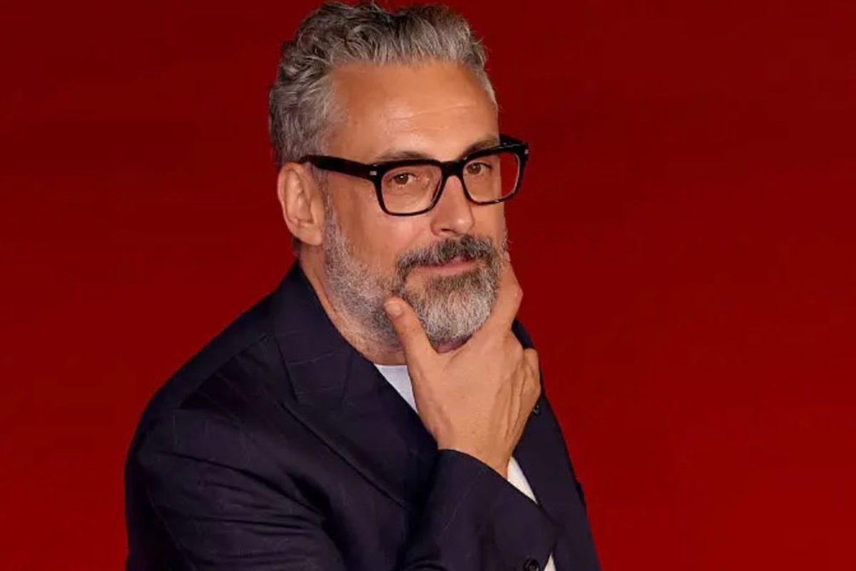 Cantautore Brunori