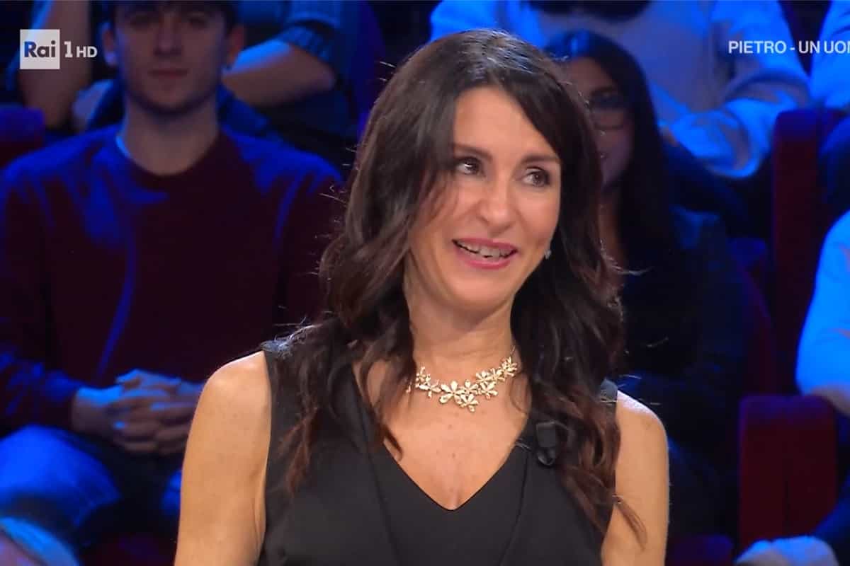 affari tuoi puntata 10 dicembre 2025