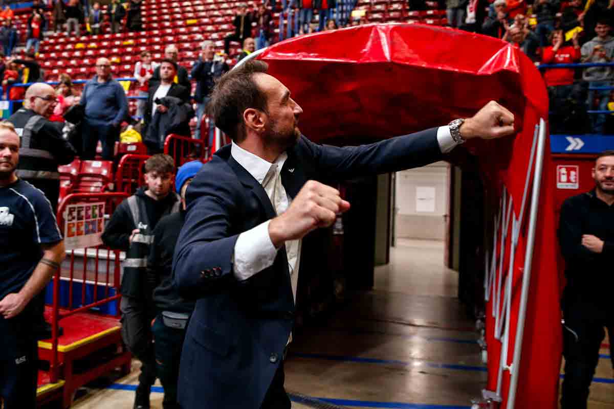 Olimpia Milano, Poeta