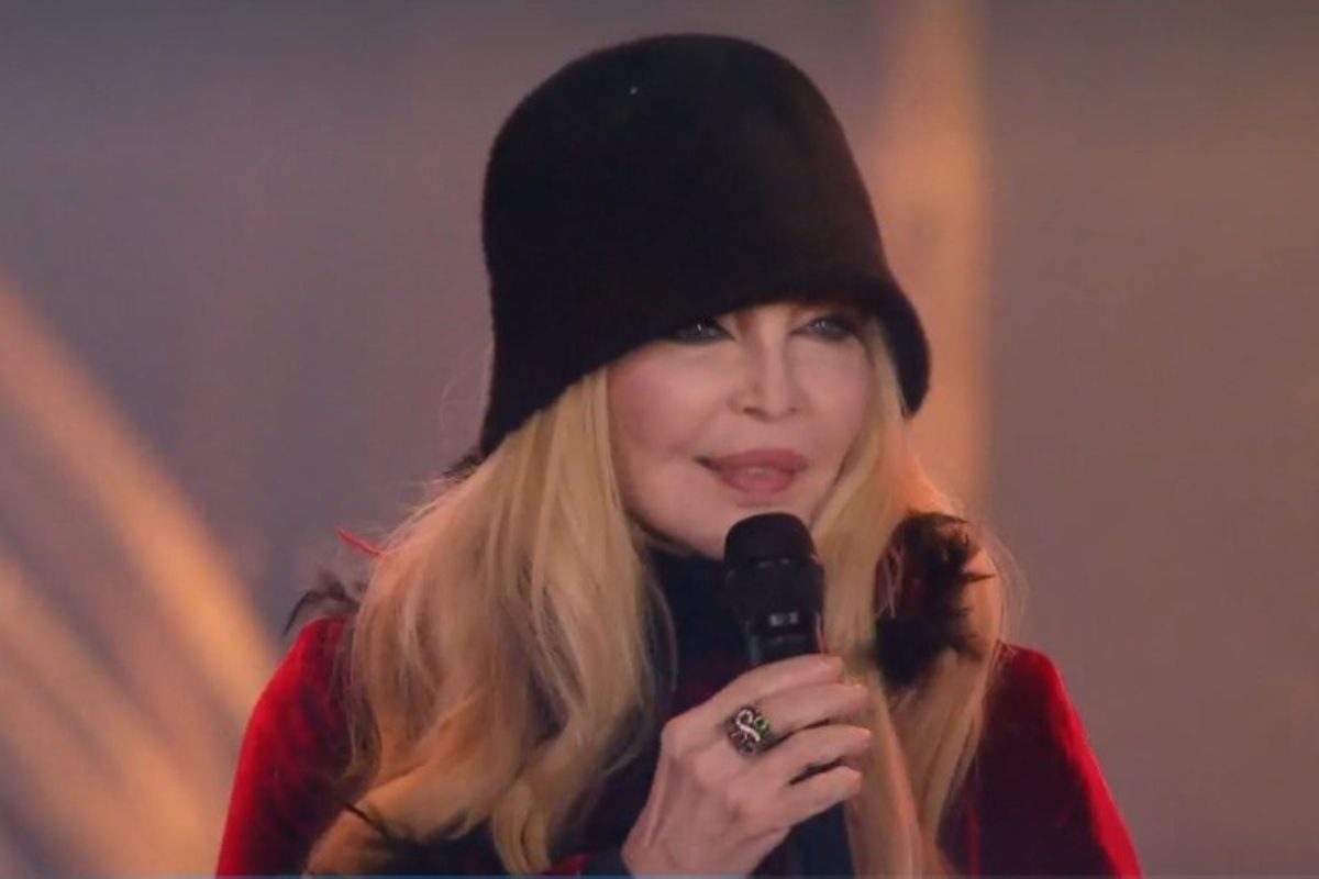 Chi salirà sul palco a Capodanno su Rai e Mediaset