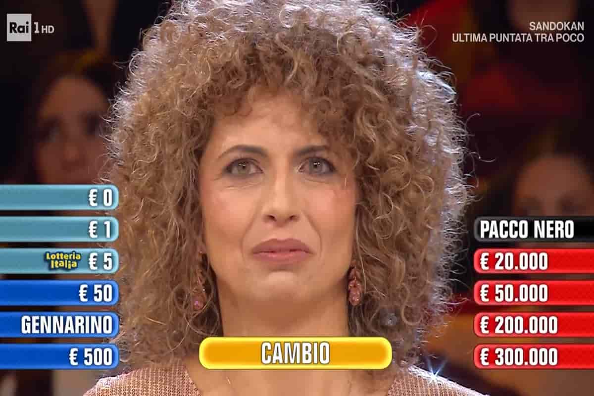 affari tuoi quanto hanno vinto stasera 16 dicembre 2025
