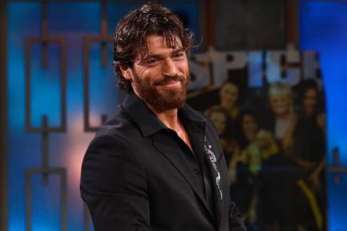 Can Yaman retata