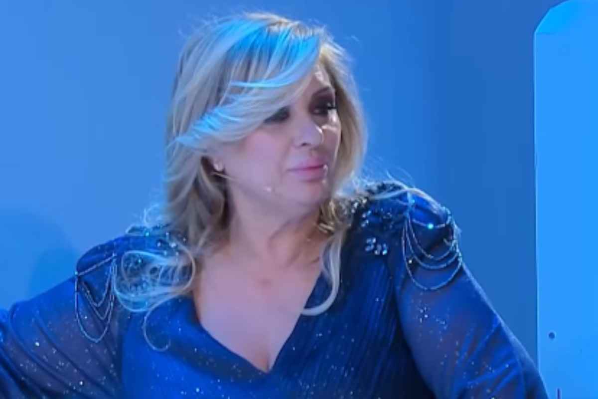 uomini e donne tina lite