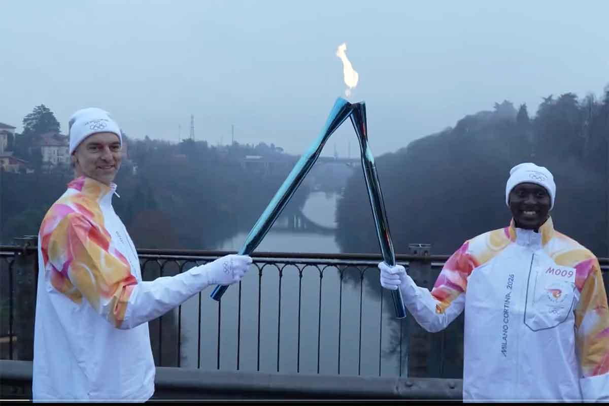 Olimpiadi, fiaccola