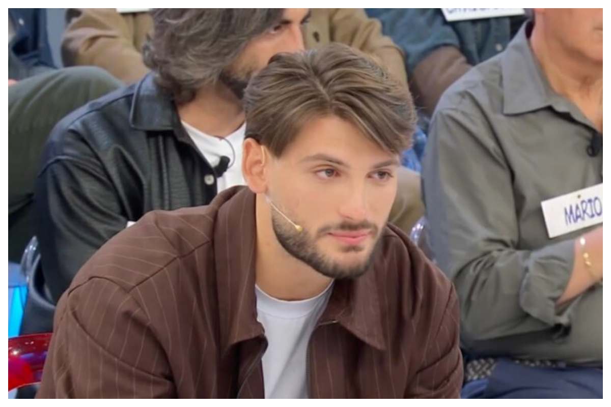 Uomini e Donne, Ciro sotto accusa-f