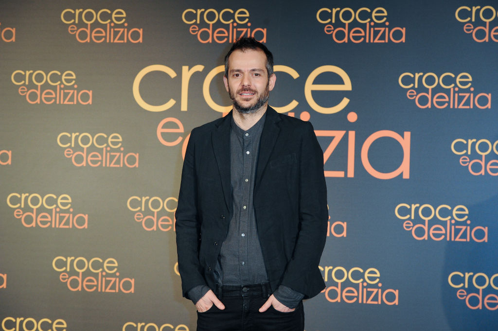 Al cinema con 01 Distribution Sei Fratelli, il film del regista Simone Godano (Moglie e Marito) con Riccardo Scamarcio, Adriano Giannini, Gabriel Montesi, Valentina Bellè e Gioele Dix.