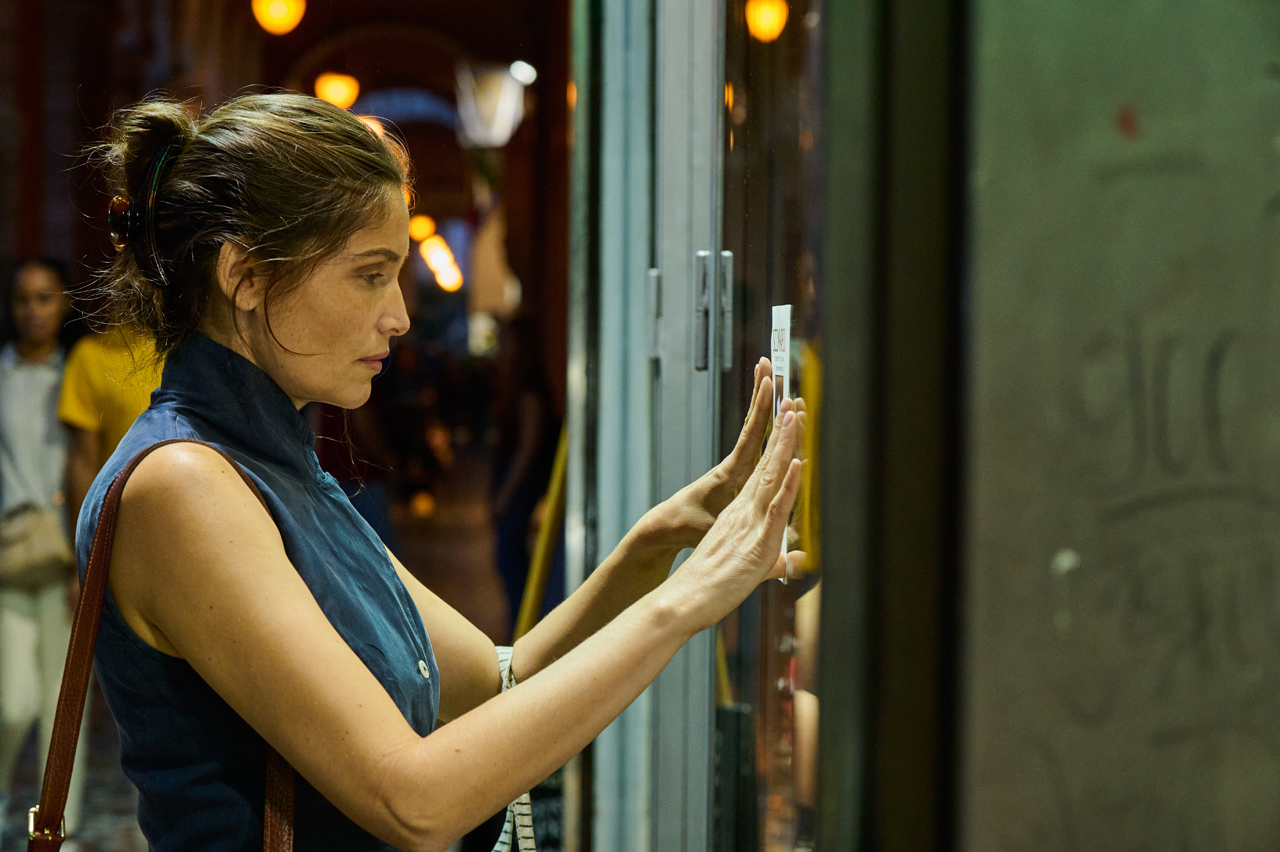 Al cinema con 01 Distribution Una Storia Nera, film di Leonardo D’Agostini con Laetitia Casta e Andrea Carpenzano, tratto dal libro di Antonella Lattanzi.