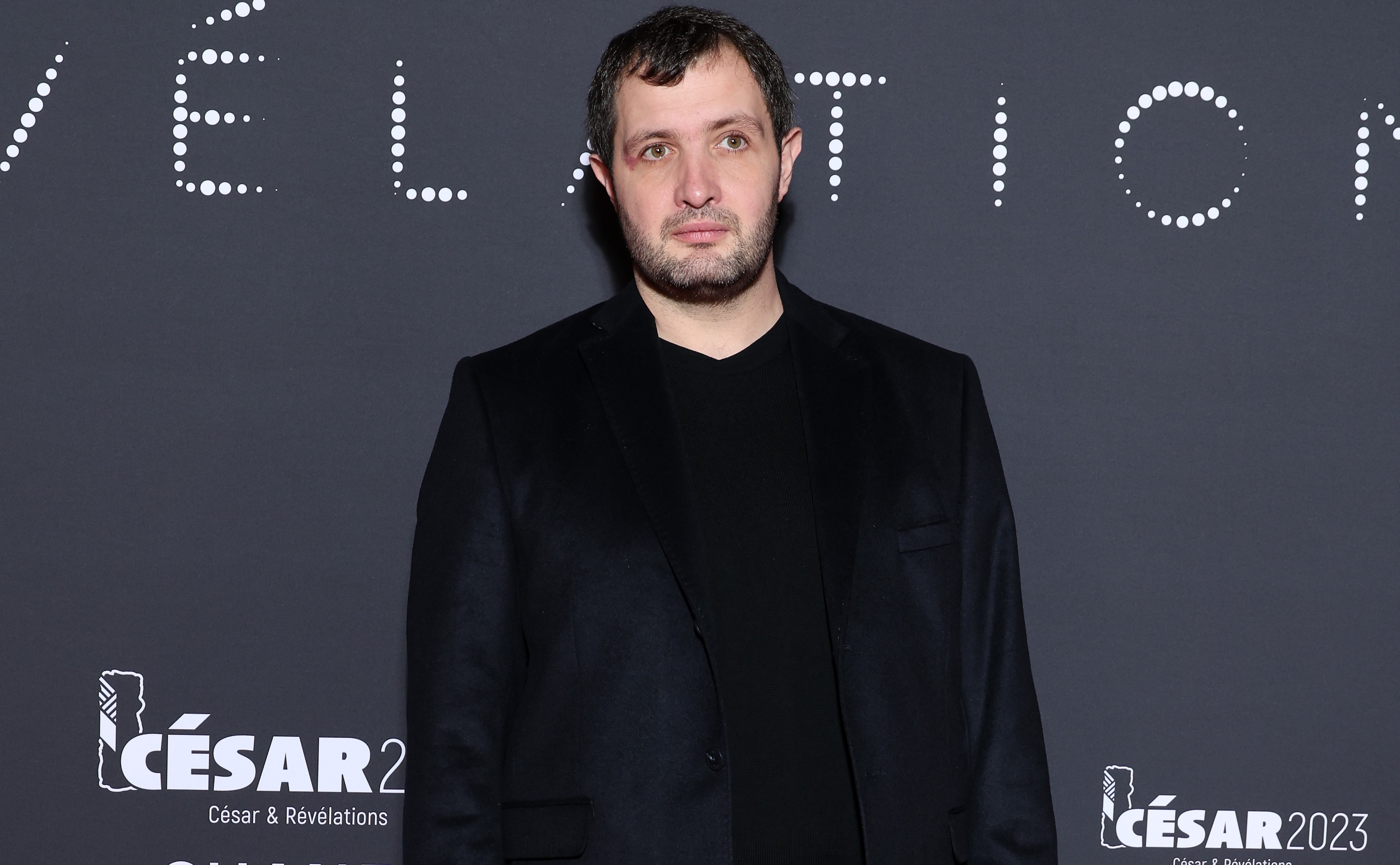 Al cinema con I Wonder Pictures il sorprendente survival-horror Vincent deve morire, opera prima di Stéphan Castang con Karim Leklou e Vimala Pons.