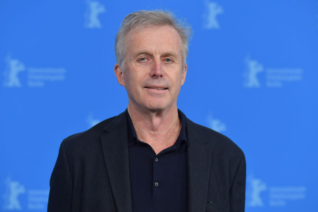 Nei cinema italiani con Academy Two L'impero, un mix di commedia e fantascienza con Fabrice Luchini diretto dal regista francese Bruno Dumont.