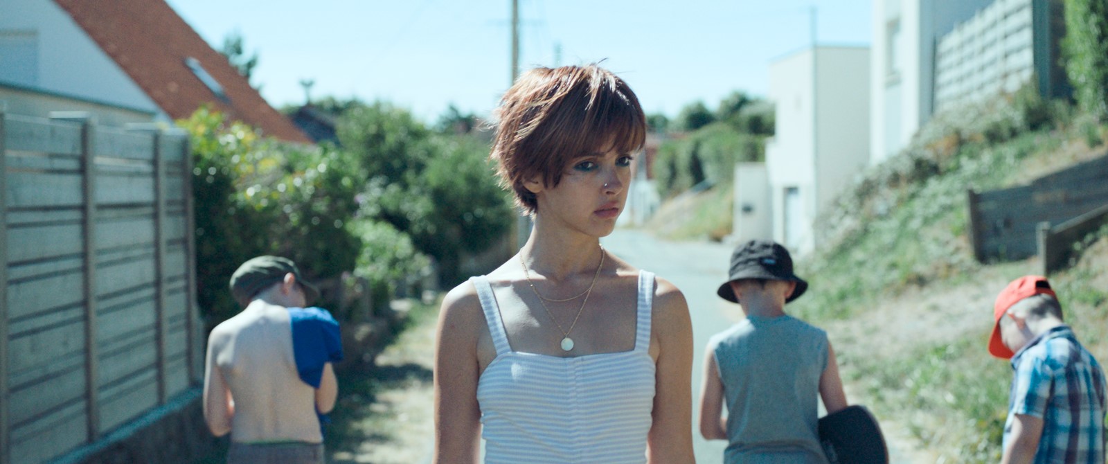 Nei cinema italiani con Academy Two L'impero, un mix di commedia e fantascienza con Fabrice Luchini diretto dal regista francese Bruno Dumont.