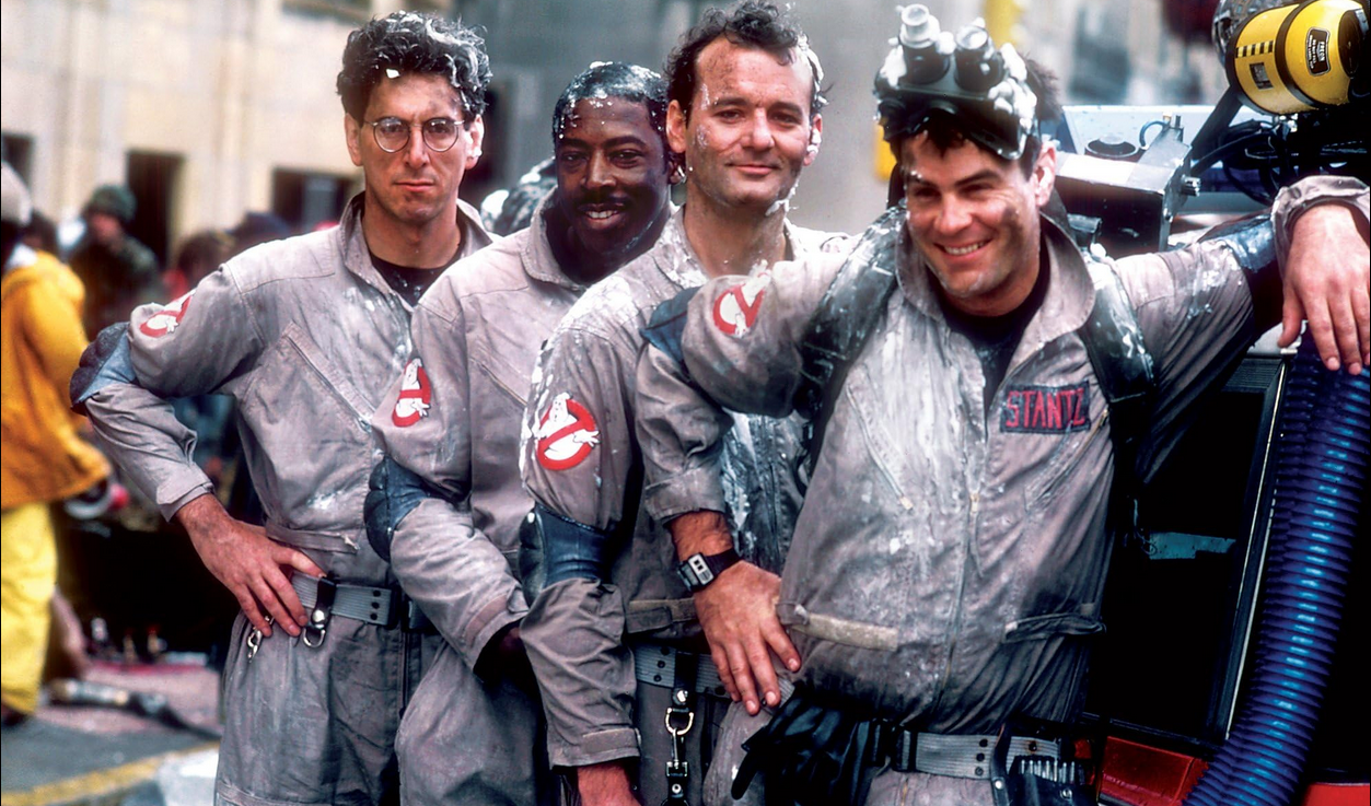 Recensione e curiosità per il 40° anniversario dall'uscita nelle sale americane del primo e inarrivabile "Ghostbusters - Acchiappafantasmi" di Ivan Reitman con Bill Murray, Dan Aykroyd, Harold Ramis, Ernie Hudson e Sigourney Weaver.
