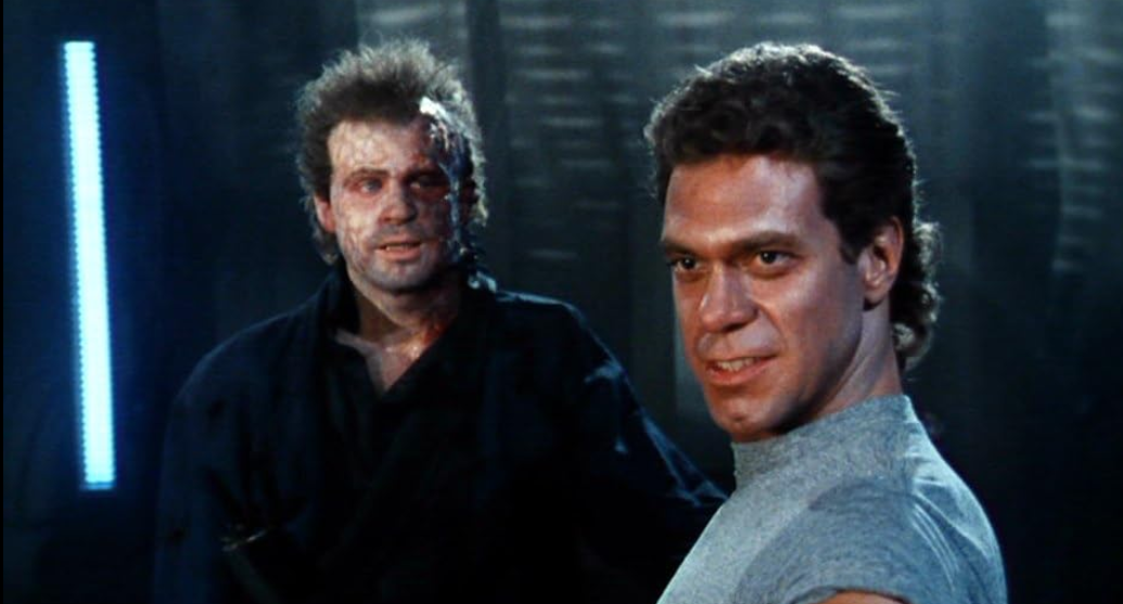 Recensione e tutto quello che c'è da sapere su Sbirri oltre la vita - Dead Heat, la commedia d'azione horror di Mark Goldblatt con Treat Williams, Joe Piscopo e Vincent Price.