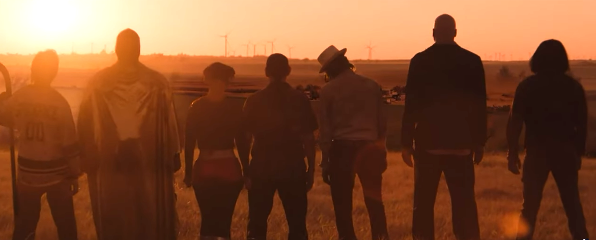 Seven Cemeteries: trailer della versione zombie-horror de "I Magnifici 7" con Danny Trejo