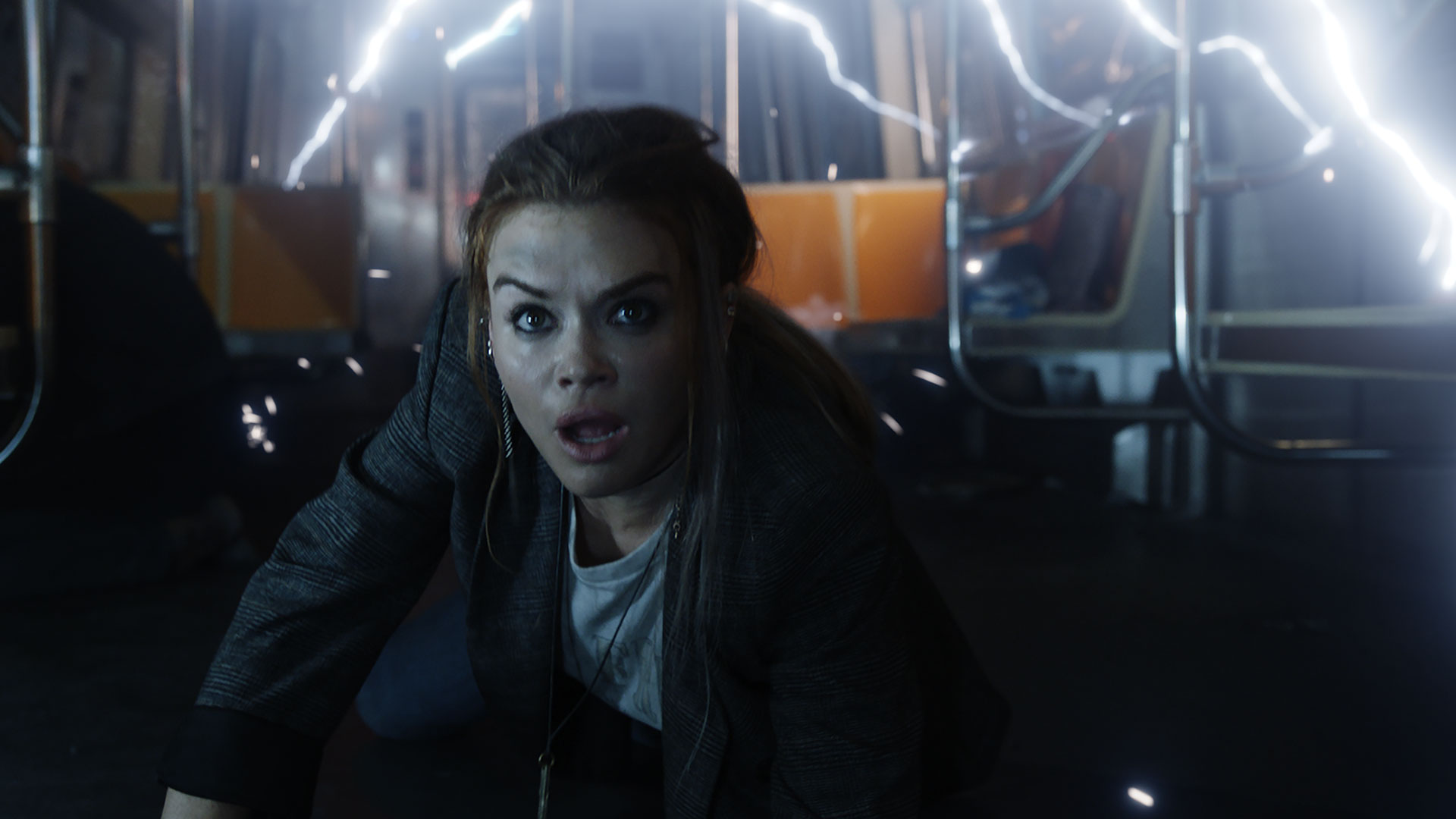Su Rai 4 il survival-thriller Escape Room 2 – Gioco Mortale (Escape Room 2 – Tournament of Champions) di Adam Robitel con Taylor Russell, Logan Miller, Deborah Ann Woll e Isabelle Fuhrman.