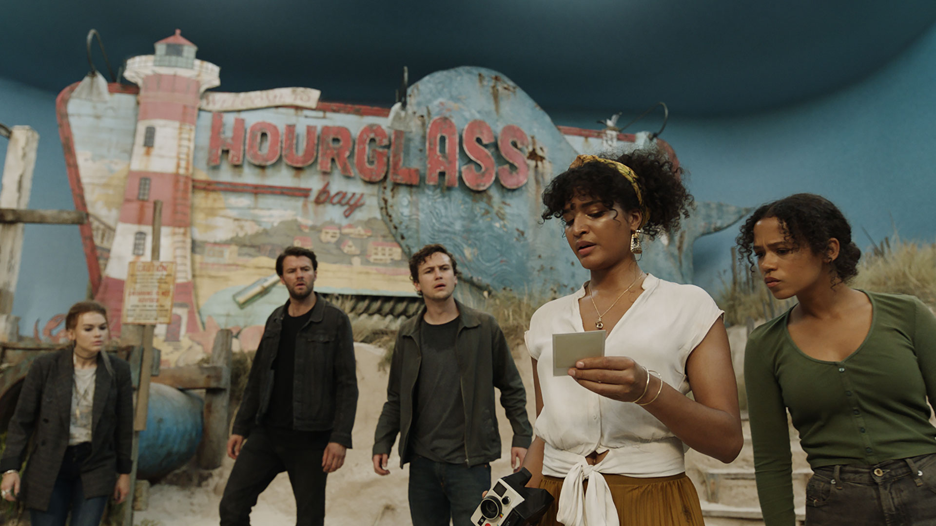 Su Rai 4 il survival-thriller Escape Room 2 – Gioco Mortale (Escape Room 2 – Tournament of Champions) di Adam Robitel con Taylor Russell, Logan Miller, Deborah Ann Woll e Isabelle Fuhrman.