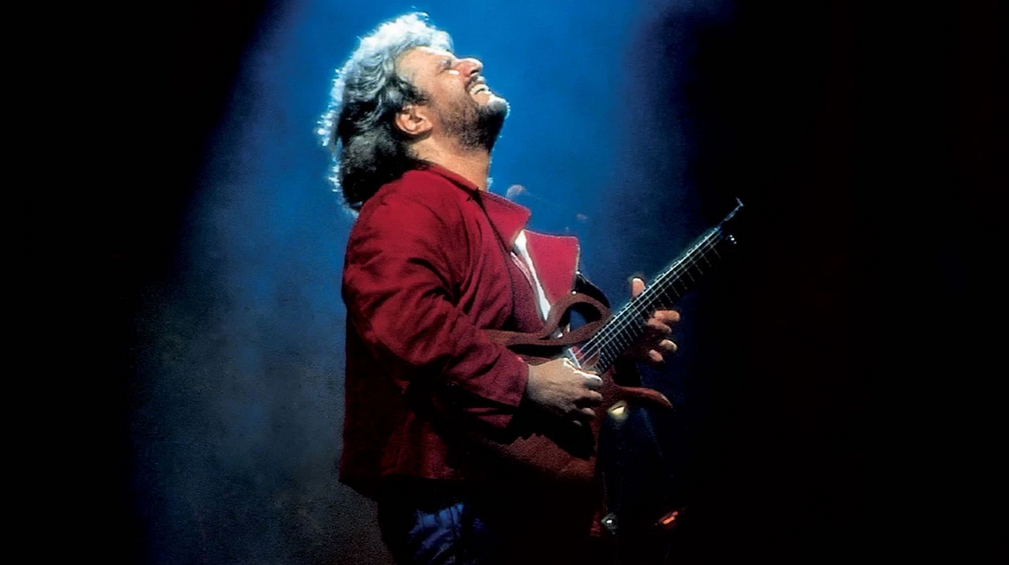 "Pino Daniele - Il tempo resterà", arriva su Rai 2 il docufilm di Giorgio Verdelli su musica, concerti e vita del grande artista partenopeo.