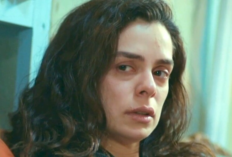 Bahar sconvolta dal cellulare di Sarp