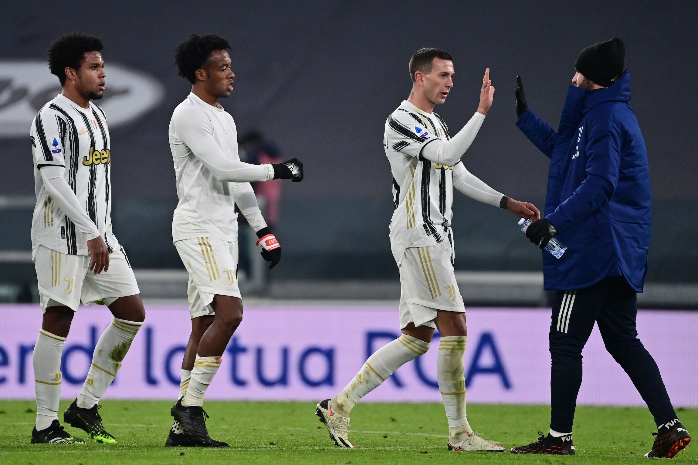 Juventus-Cagliari 2-0 doppietta Cristiano Ronaldo