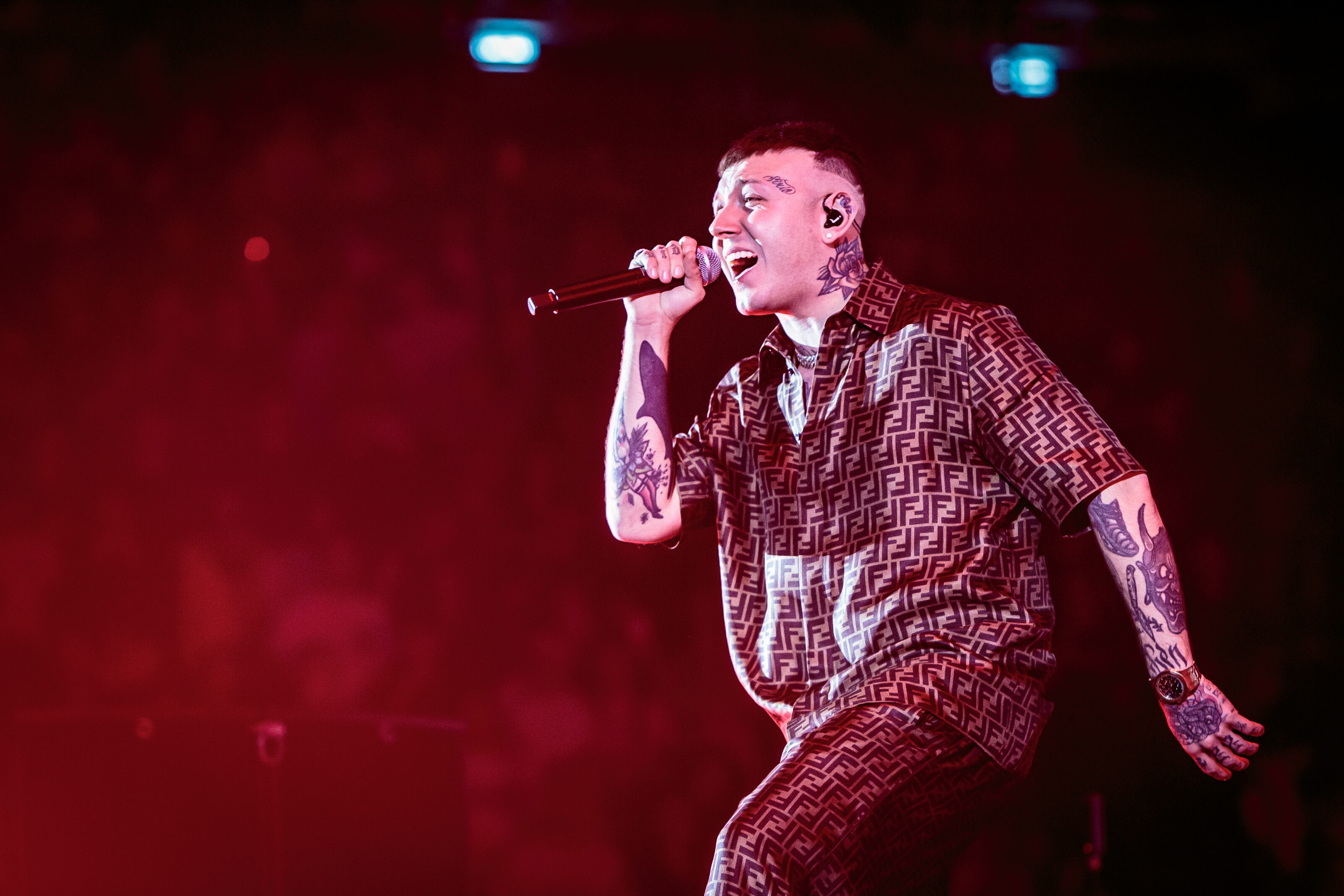Concerto 27 aprile 2023, Lazza a Torino la scaletta Soundsblog
