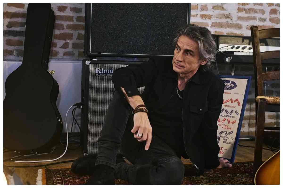 Ligabue celebra 30 anni di buon compleanno elvis