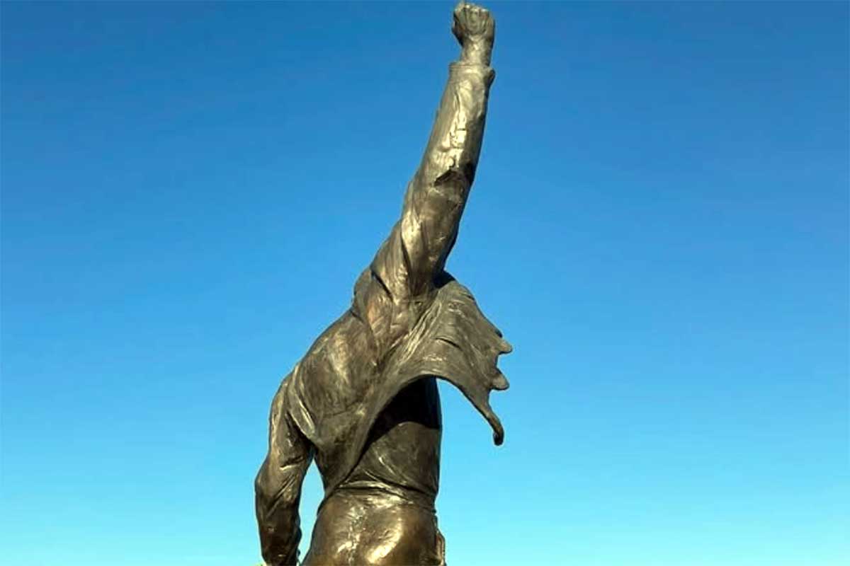 Queen, Freddie Mercury