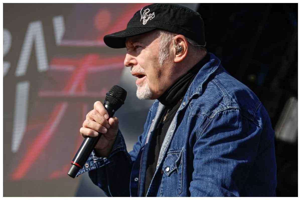 Lutto per Vasco Rossi, il messaggio di addio del cantante affidato ai social
