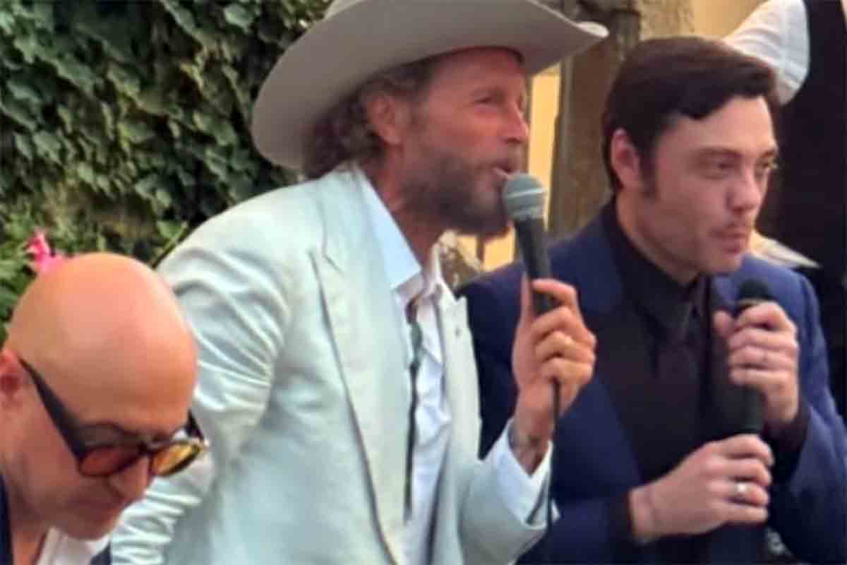 Saturnino, Jovanotti, Tiziano Ferro